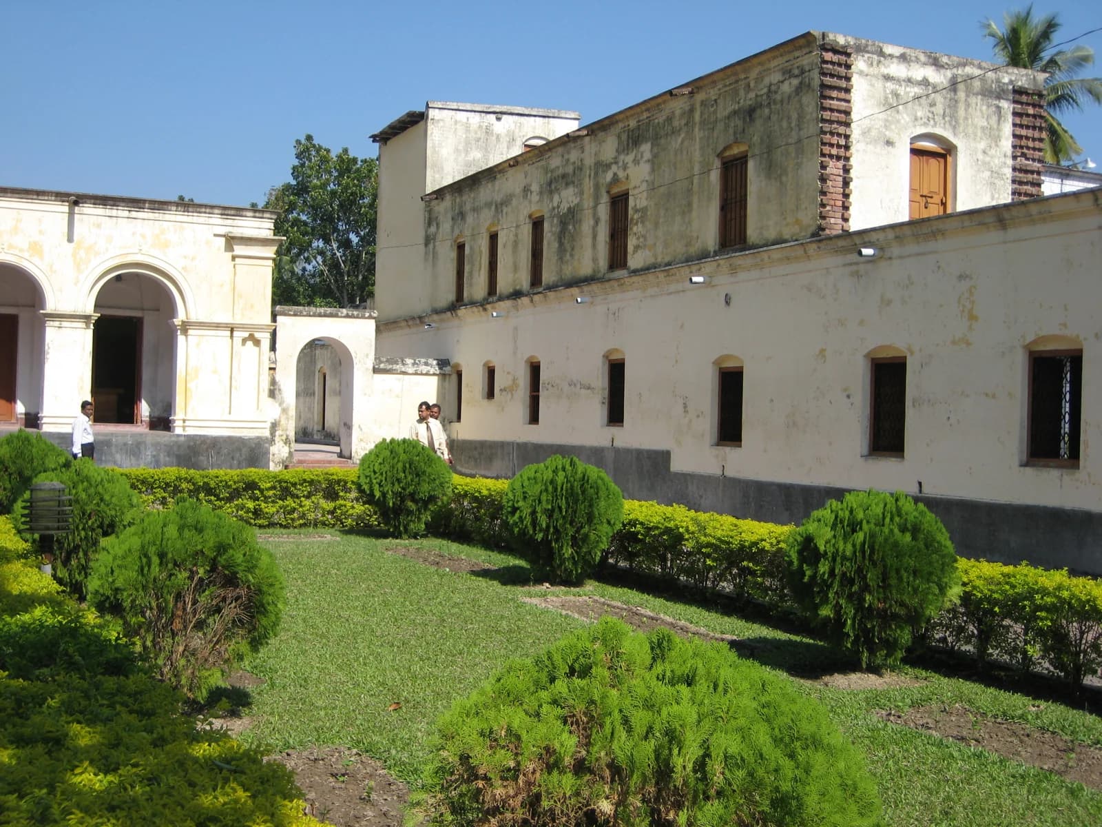 Sagardari Madhupalli